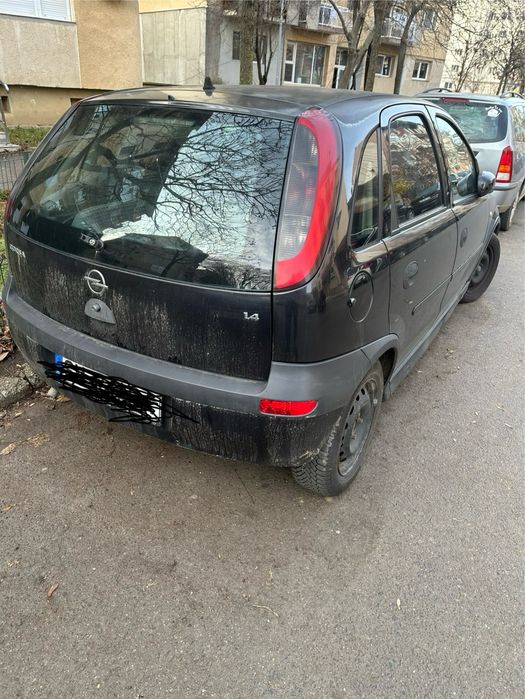 Opel Corsa 1.4 Benzina Automata 2003 Negru 4 usi