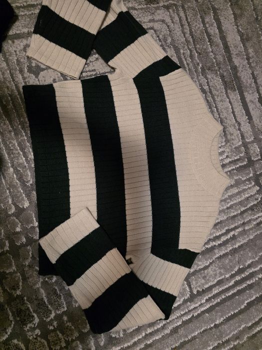 Блузи тип кроп топ N&M 10-12год