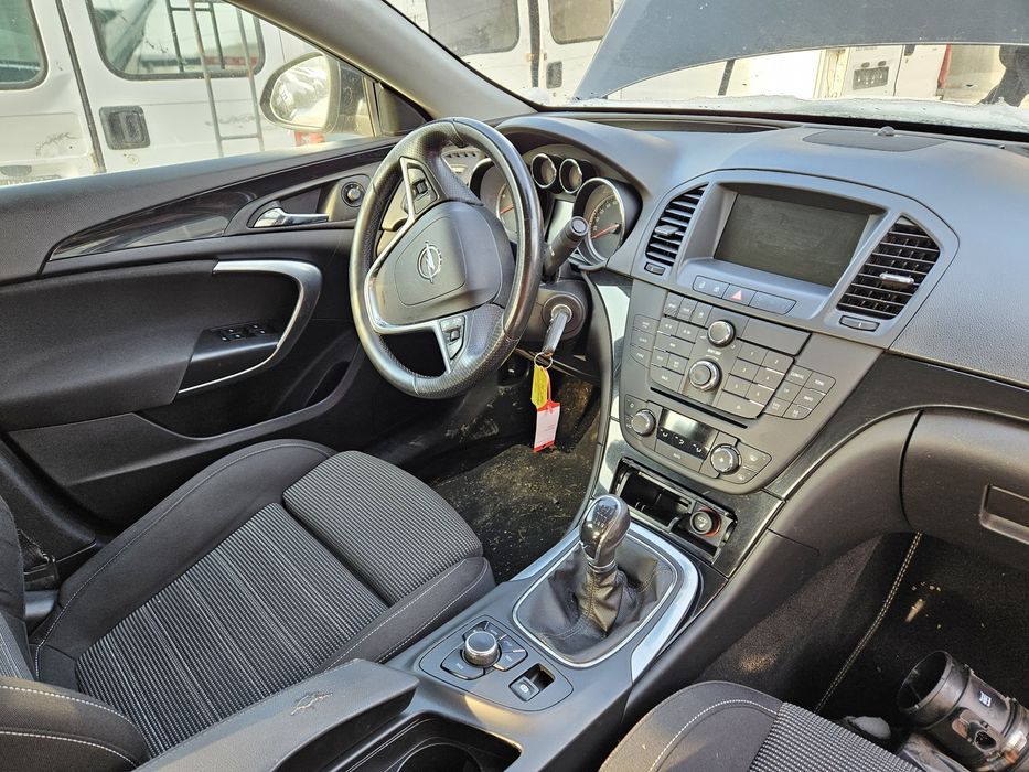 Opel Insignia 2.0 CDTI 160k. 2011г. НА ЧАСТИ