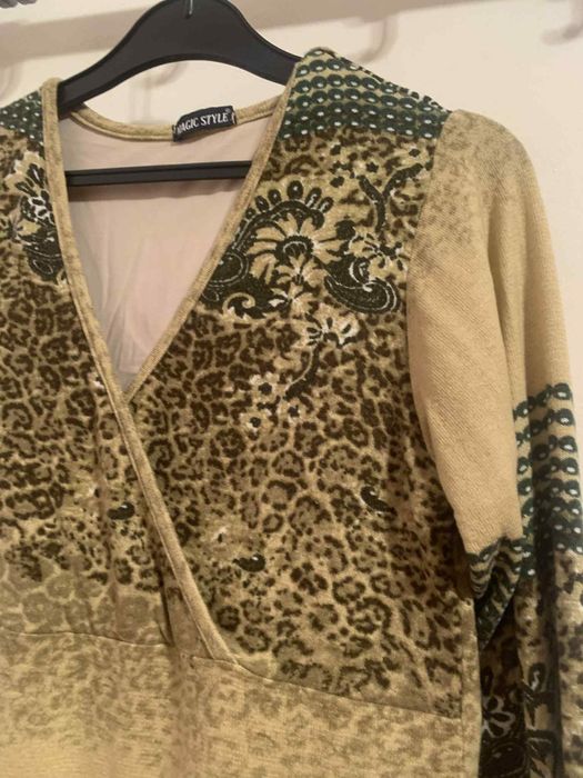 Плетена  рокля* Вталена* С красиво деколте* Не е носена