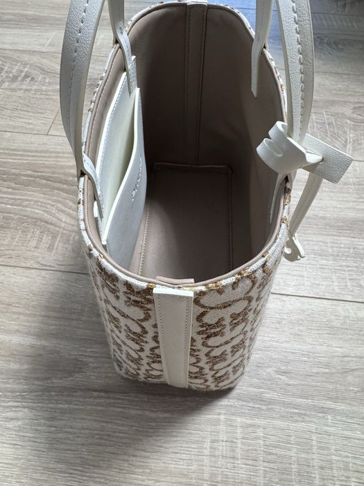 Дамска чанта Pinko