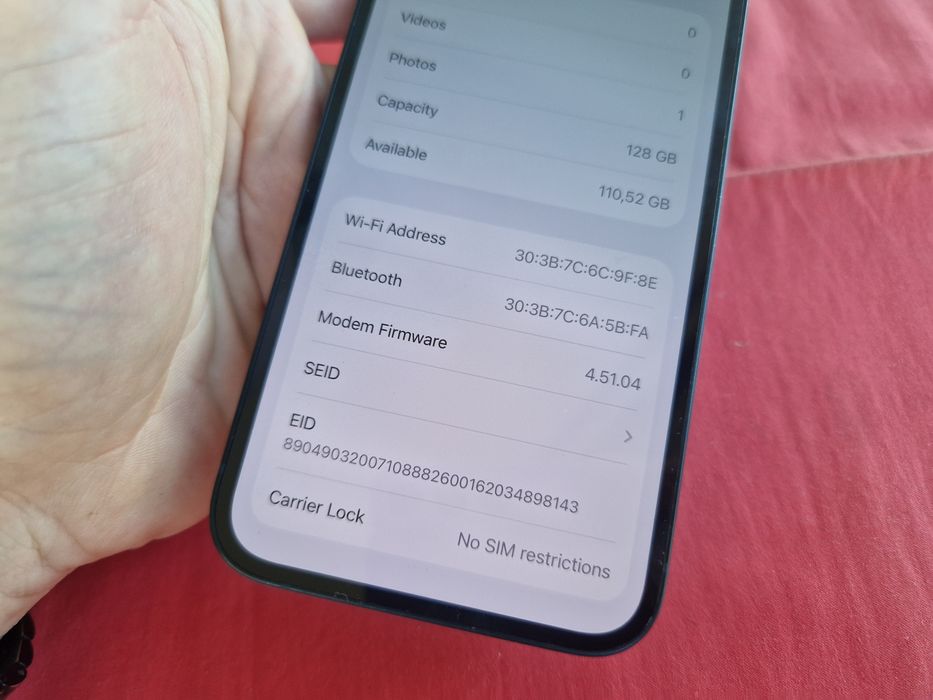 -Iphone 14 ca Nou Black 128Gb 8Ram Bat: 92% ireprosabil stare perfecta poze reale doar telefonul nici o reparatie/interventie aplicatie MDM dezactivat