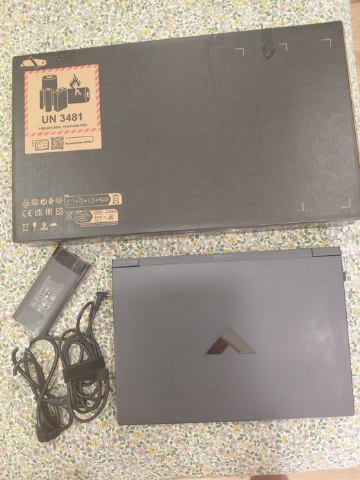 Геймърски лаптоп HP Victus 15.6 512GB 16GB
