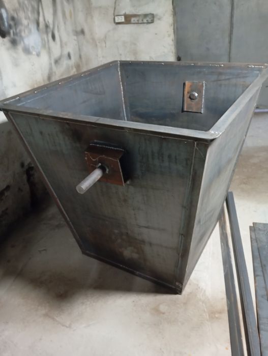 Контейнер для мусора 0.75куб.