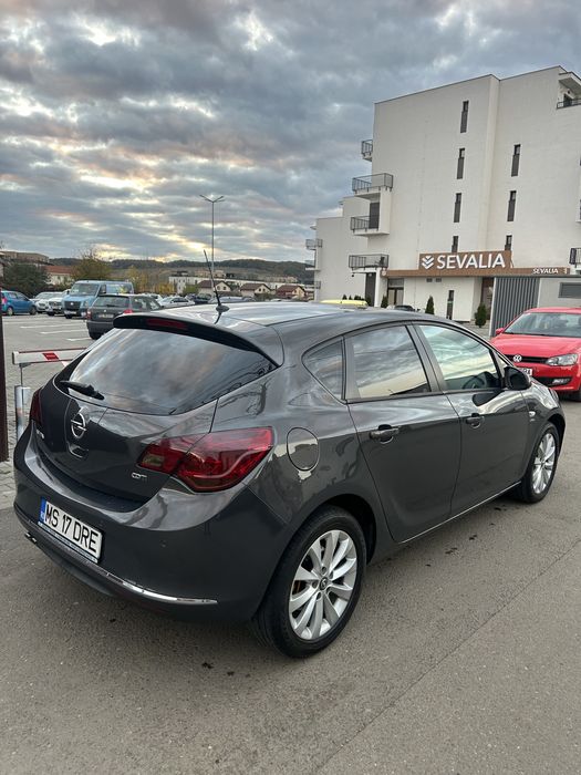 OPEL Astra 2013 — imagine 3