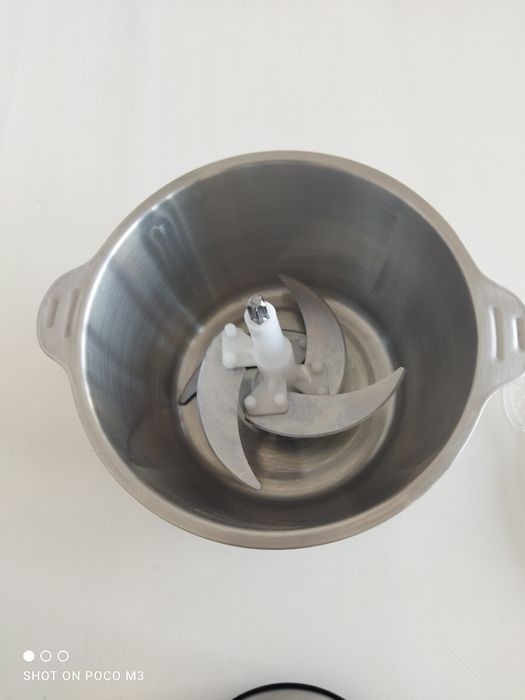 Продам Блендер. В отличном состоянии. 2500т