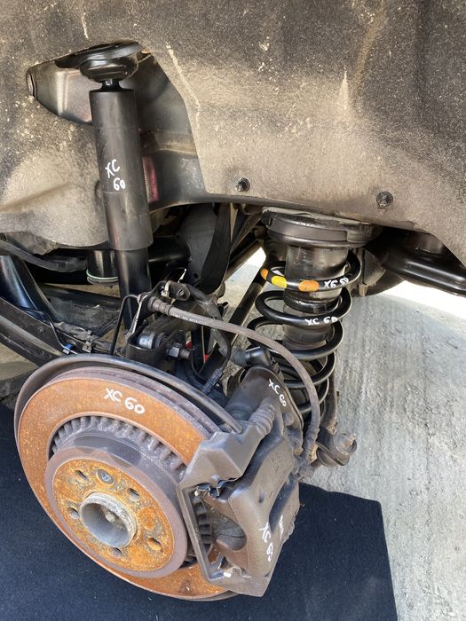 Amortizor dreapta spate Volvo XC 60 2.4 D5 2012