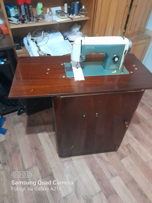 Vand masina de cusut200