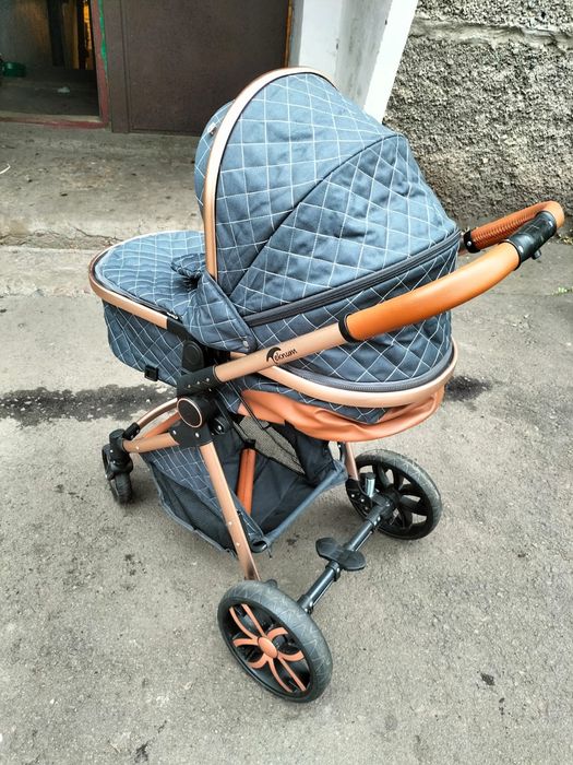 Продам коляску хорошего качества