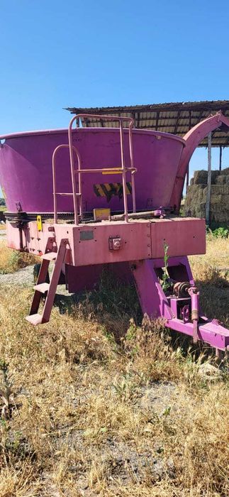 Илмельчатель кормов