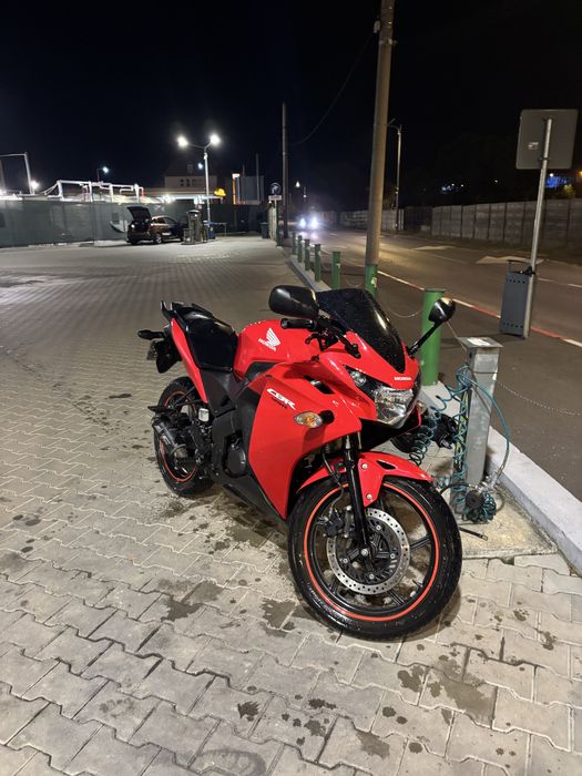 Honda Cbr 125r model 2016