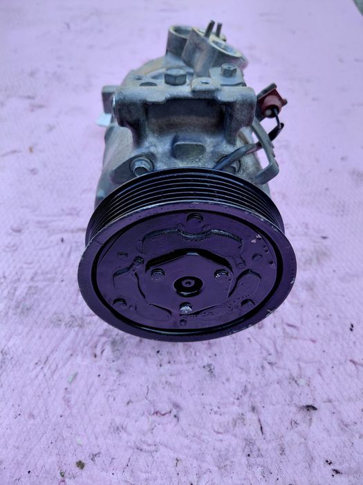 Compresor ac Audi a4 a5 seat ibiza  cod 3Q0 816 803D 700 LEI
