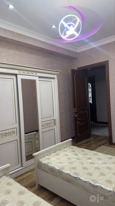 Чилонзор Ц квартал 40/21 хонадон оилага ижарага берилади.