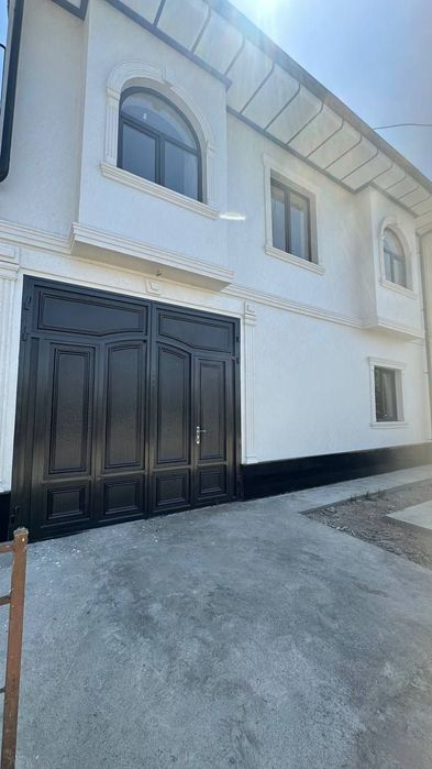 ЕВРО дом 5-Ком+ кухня+зал 3сот 240м2+подвал Кибрай центр  под ключ