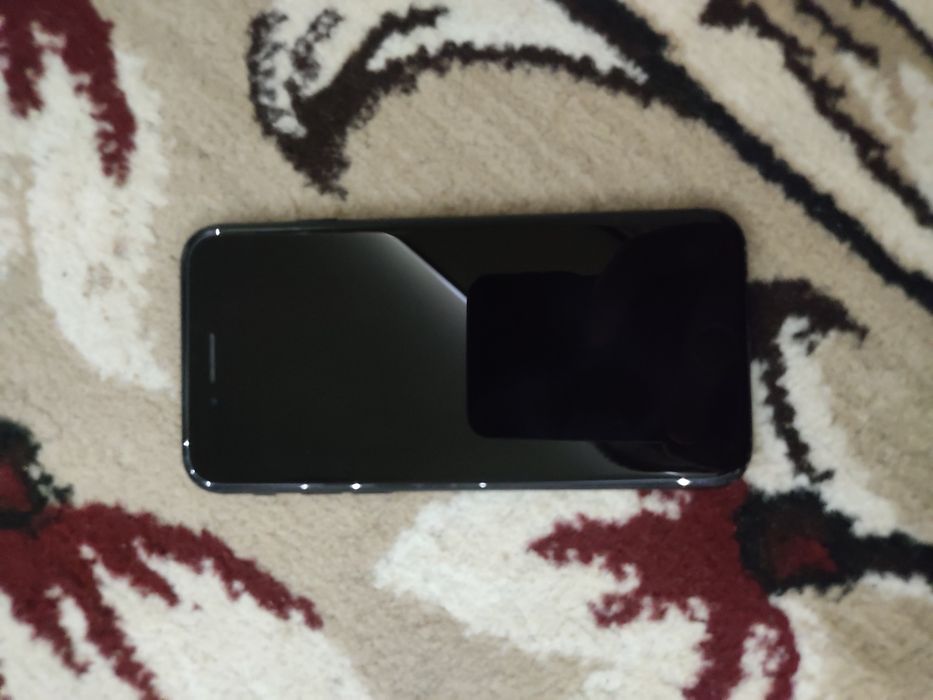 Iphone 7 holati ideal qora I cloud yoʼq umuman aybi yoʼq