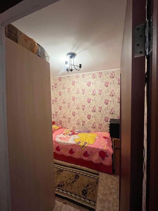 Продам двухкомнатную квартиру в центре