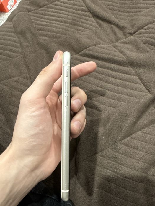 Айфон 11 сломан дисплей