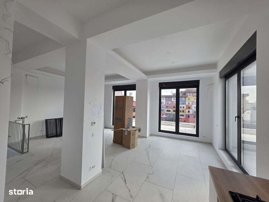 Apartament cu 4 camere de inchiriat in zona Aviatiei