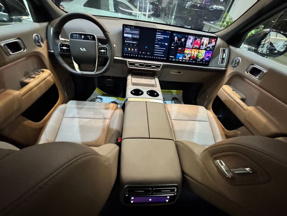 Li 7 restayling 2025