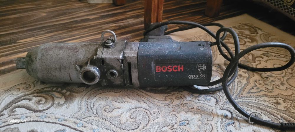 Болтаверт Bosch б.у состояние среднее