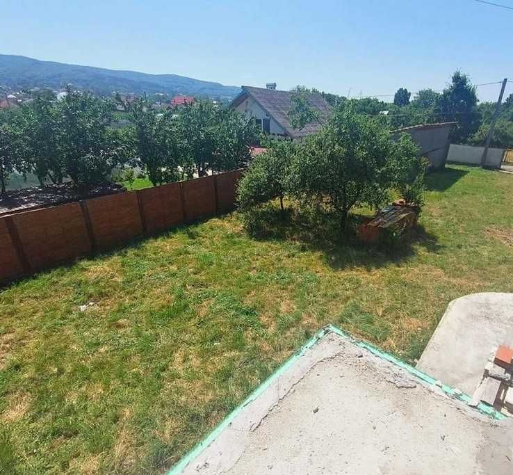 Oportunitate de Investiție în Curtea de Argeș – Casă Mare, 9 Băi, Ideală pentru Business sau Locuință