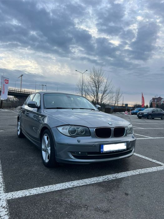 BMW Seria 1 Vând BMW seria 1 118d din 2011 Diesel