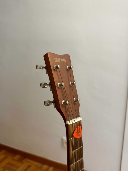 Chitară acustică Yamaha FG Junior (mărime mică / travel)