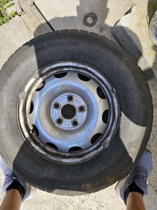 Vand roți  de wolkswagen touareg 2.5