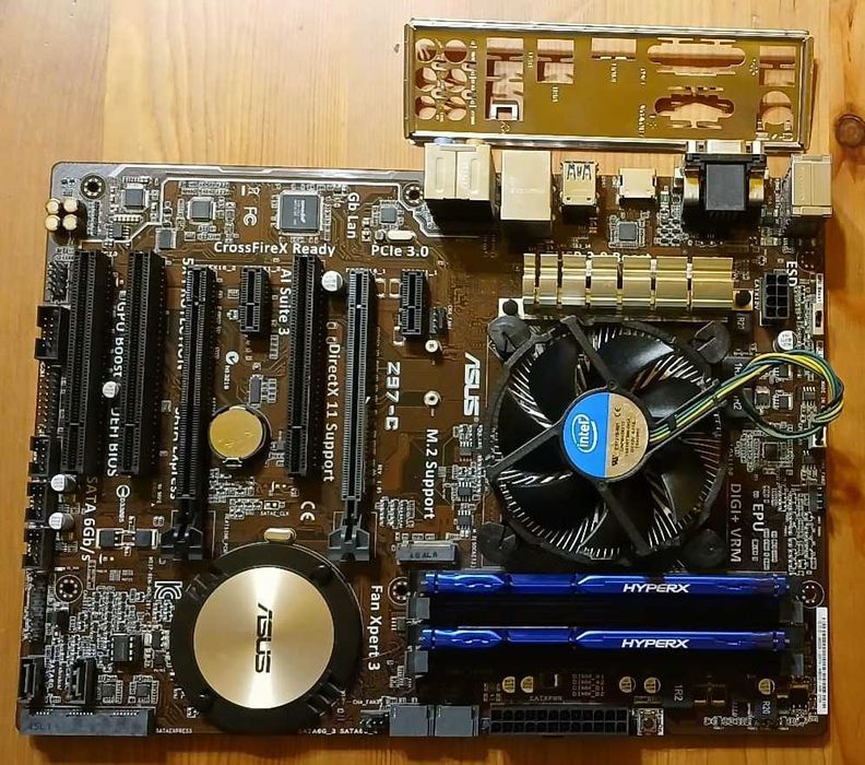 ASUS Z97-C+ i7-4790 + 8GB DDR3