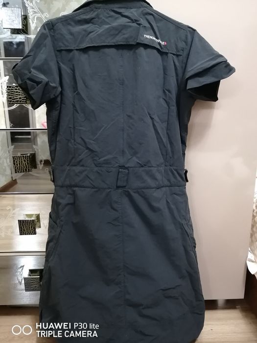 Фирменное  платье THENORTHFASE