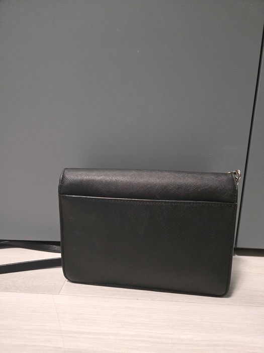 Кожена черна чанта Michael Kors