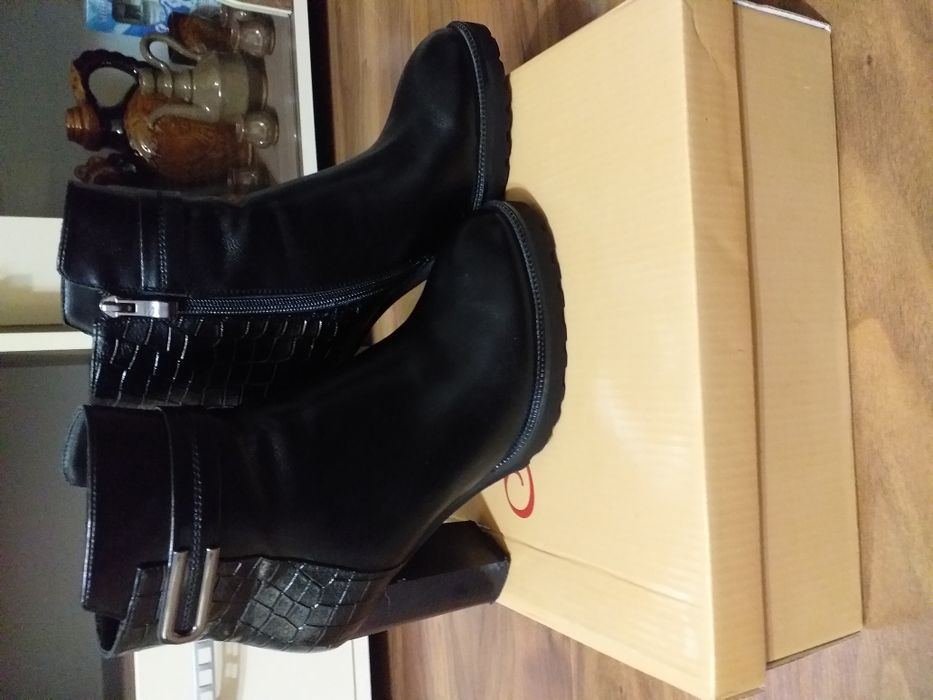 Дамски  зимни боти