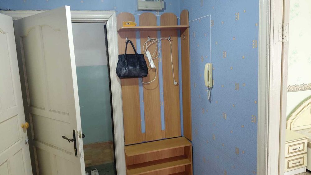 Сдам 1 ком. квартиру в 6 мкрн