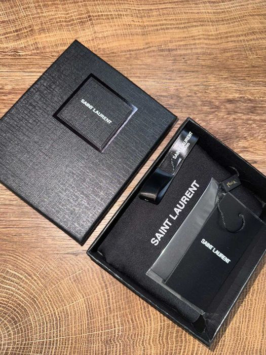 YSL Yves Saint Laurent Leather Cardholder / Портфейл за карти – НОВ