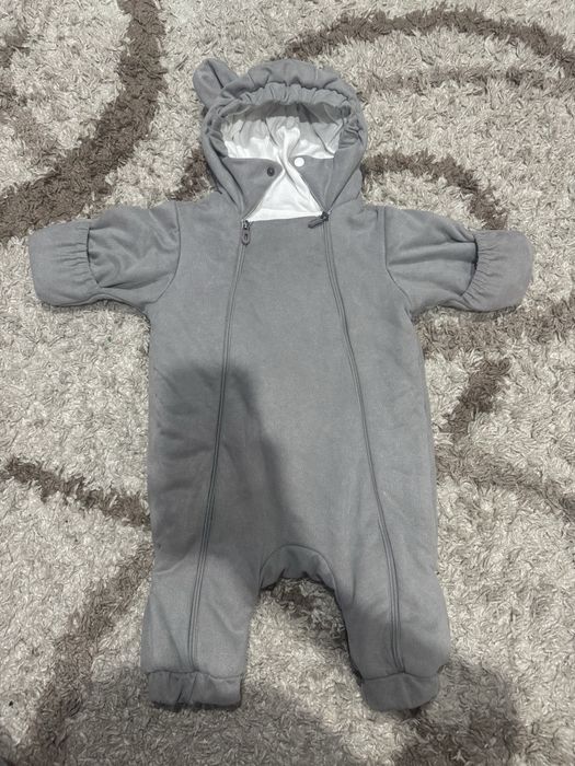 Продам детские комбинезоны