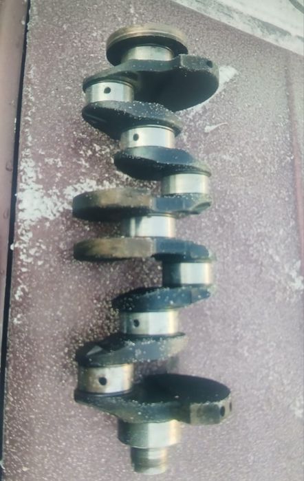 Коленвал 1,6 на Фольксваген Голф