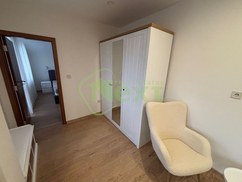 Дава се под наем Тристаен апартамент в София, Център - 110 кв.м за 977.16 € - Снимка #3