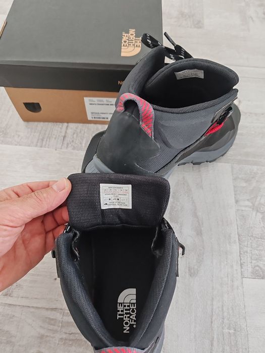 Мъжки обувки North Face Men's Cragstone Mid WP