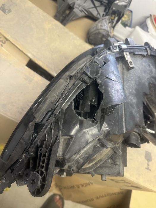 Mercedes Gle д. Фар Оем със забележка