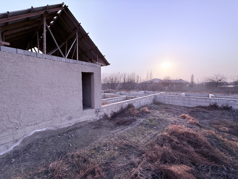 Qochqorchida 16,5 sotix chek sotiladi