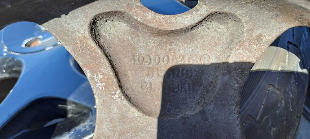 Джанти Renault 15 цола