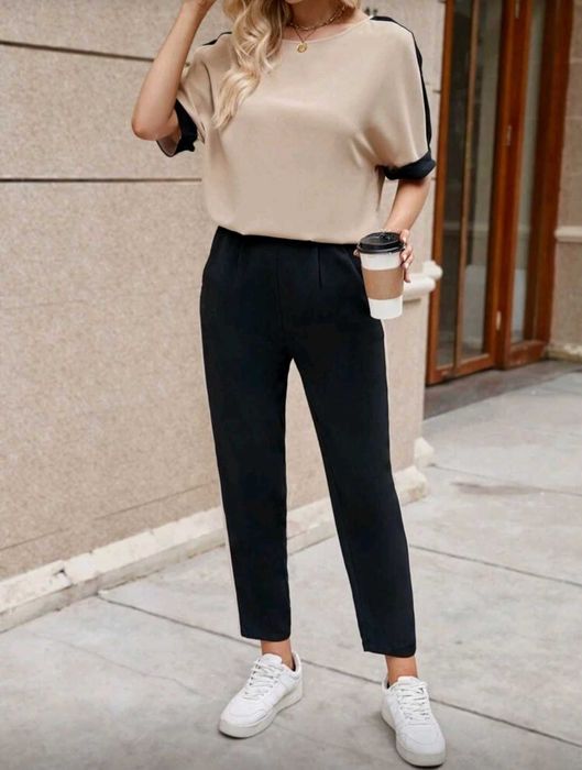 Дамски спортни-елегантен комплект в бежаво и черно