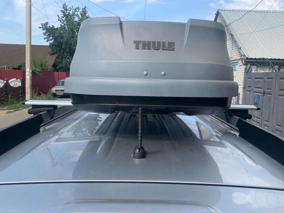 Автобокс Thule Touring L (780) + оригинальные поперечины Thule про