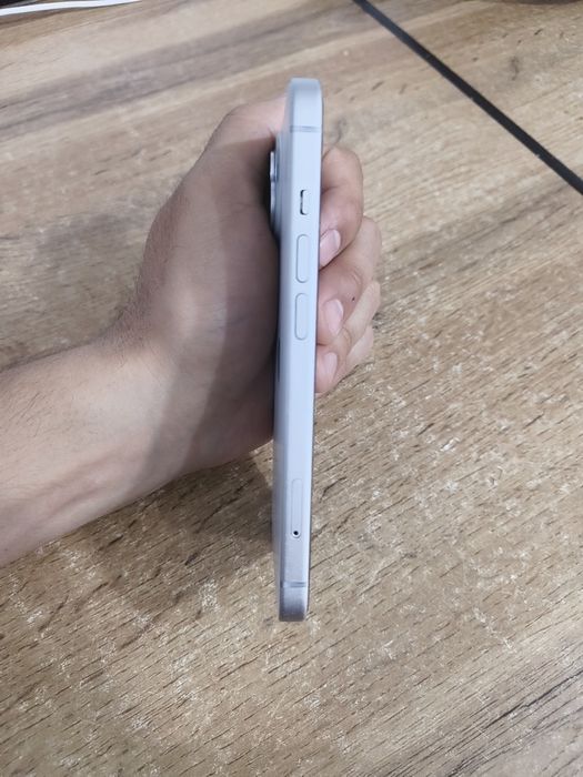 IPhone 15 blue 128gb