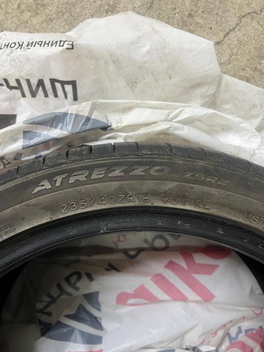 Продам 235/40/18