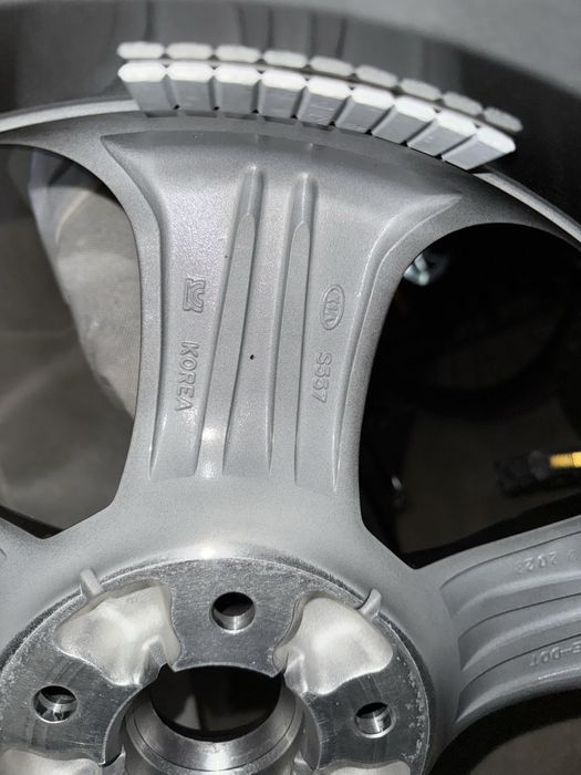 Диски KIA K5, R18, оригинал