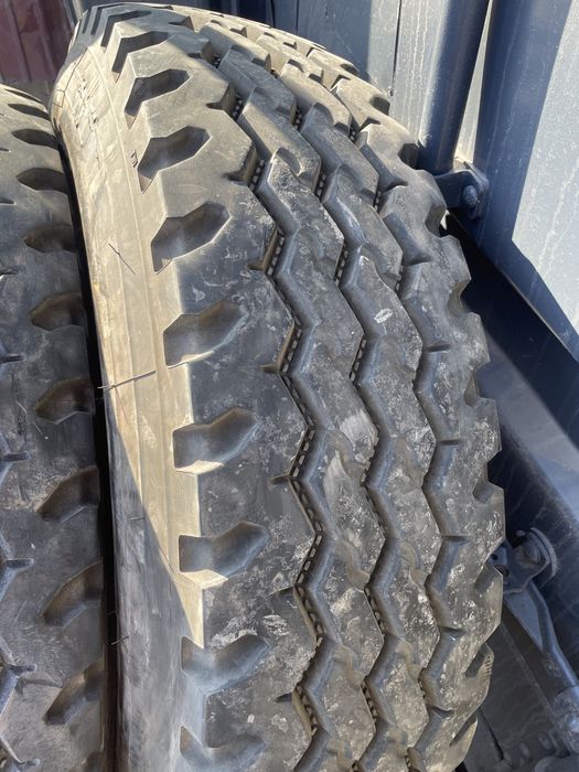 Продам шины змейки комплект