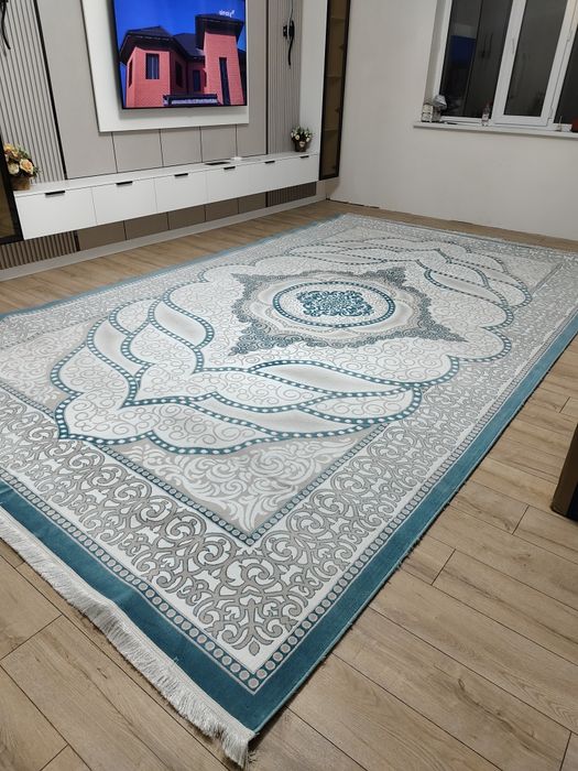 Продам Ковёр для гостинной