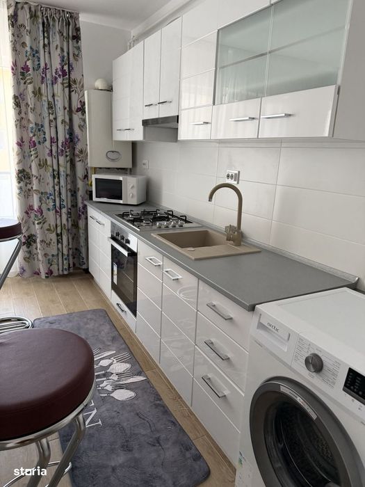 Apartament cu două camere ! Str Florilor !