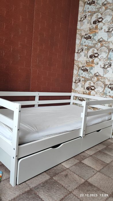 Продам кровать.40000